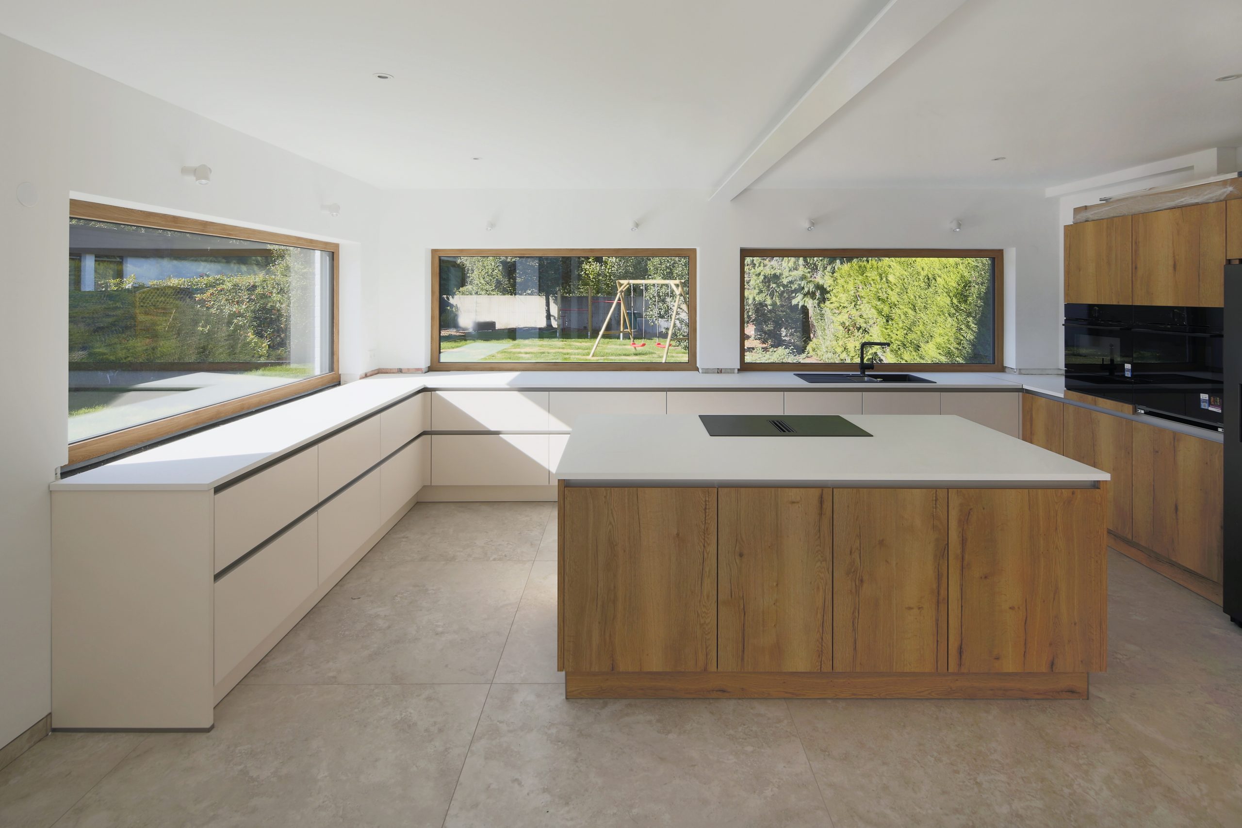 Schmied Bungalow, Kanzlerfeld Braunschweig, Umbau, Sanierung, Moderne maßangefertigte Küche